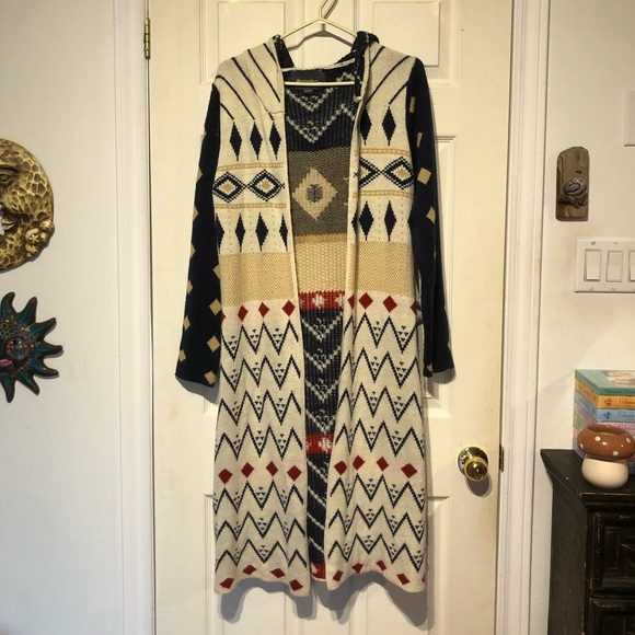 Aztec print cardigan - Picture 3 of 13